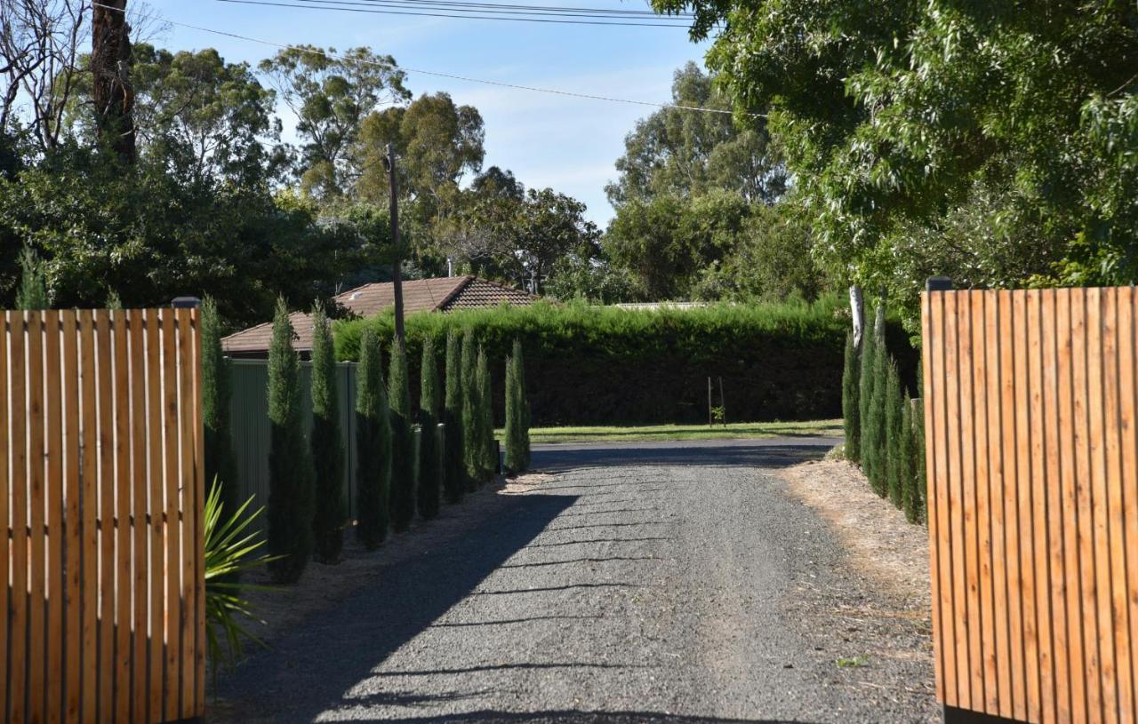 Kennedy House Euroa Perfect For Short Term Stays Exterior photo